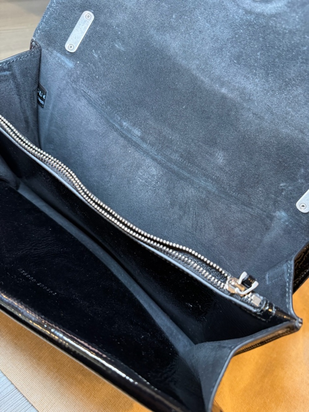 Gucci Dionysus Medium Shoulder Bag Black Patent – Like New w/ Box + Dust Bag - Picture 4 of 6